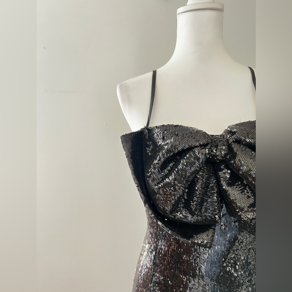Torn by Ronny Kobo Black Sequin Bow Strapless Mini Dress size small - Picture 3 of 14